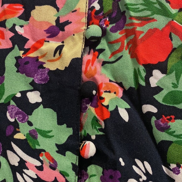 NEW Wednesdays Girl plus dress with long sleeves and button bodice - Picture 4 of 7